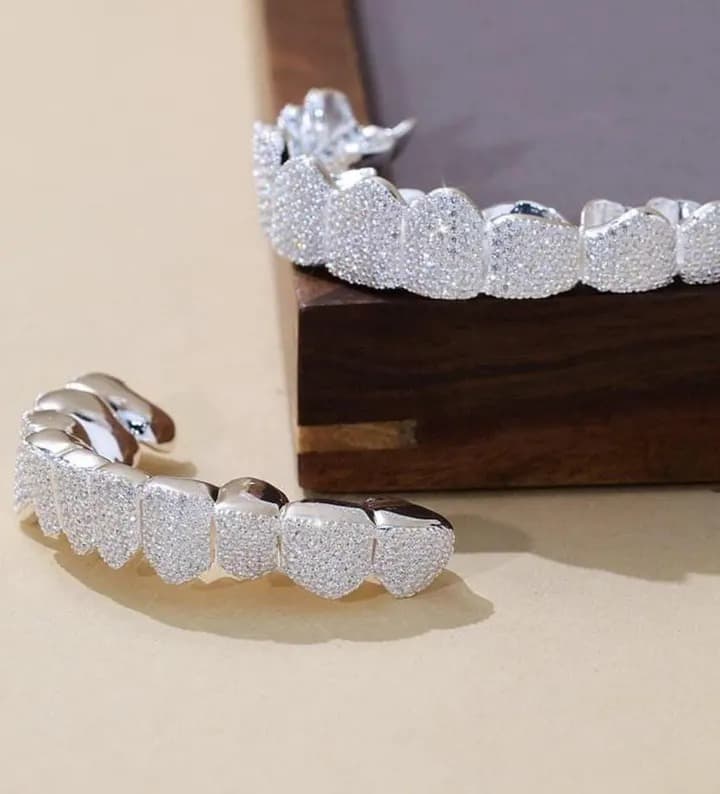 10x10 Teeths Grillz 925 Silver and D Vvs Moissanite Diamonds