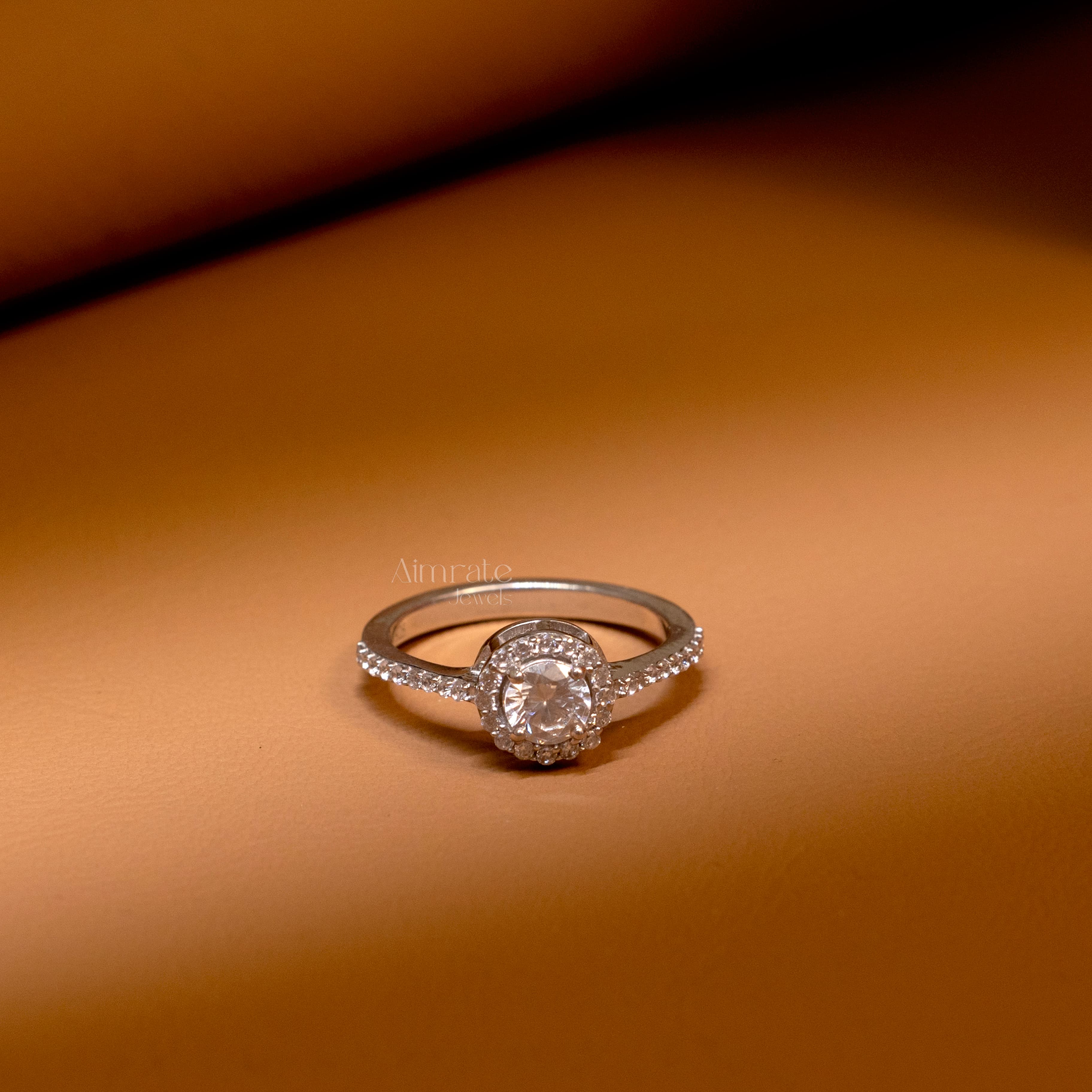 1ct Round Cut Lab-Grown Diamond 14kt Gold Ring thumbnail 5