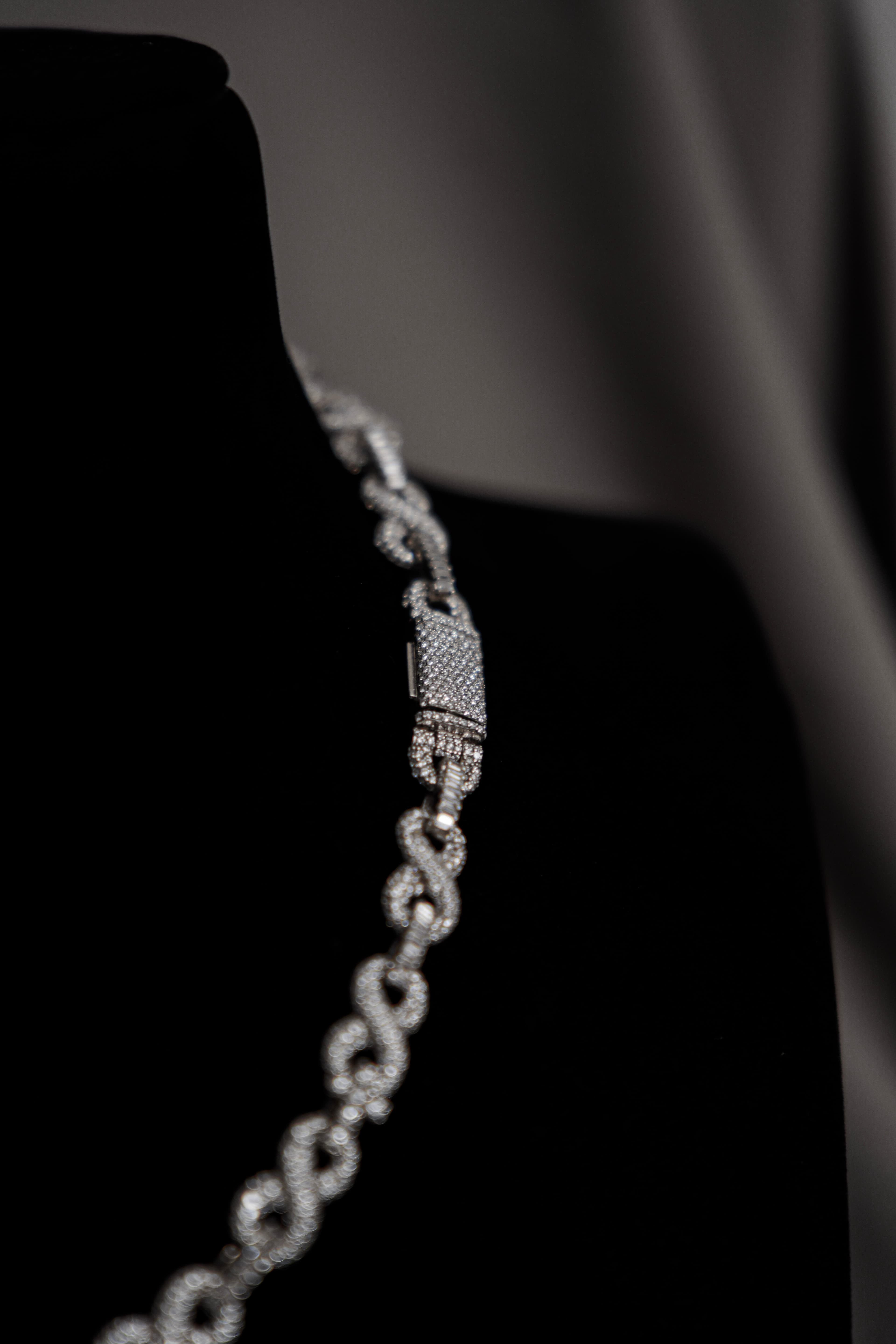 10mm Infinity Chain With 925 Silver and Moissanite Diamonds thumbnail 3